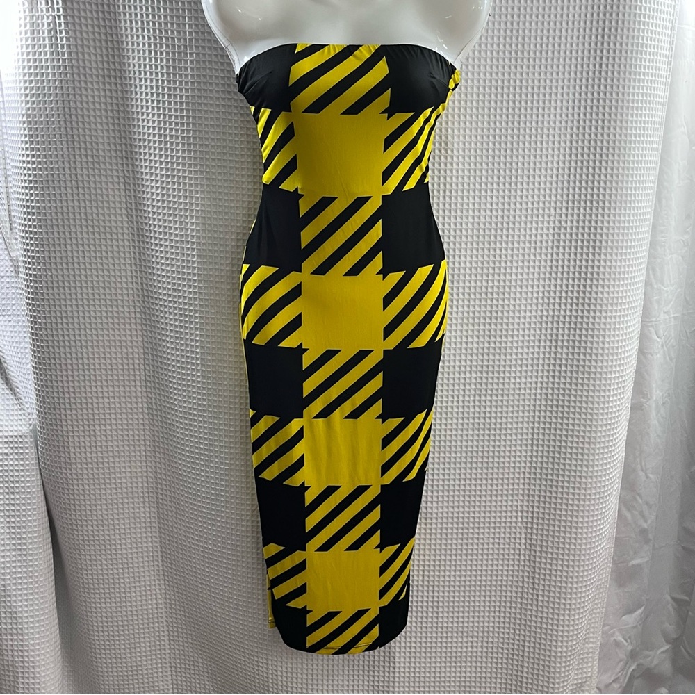 Kimcine curve ladies Strapless Yellow and Black Dress size small